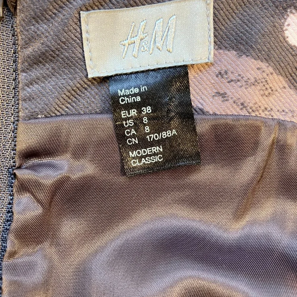 H&M Cotton Fit and Flare Floral Dress Sz 8 - Picture 2 of 8